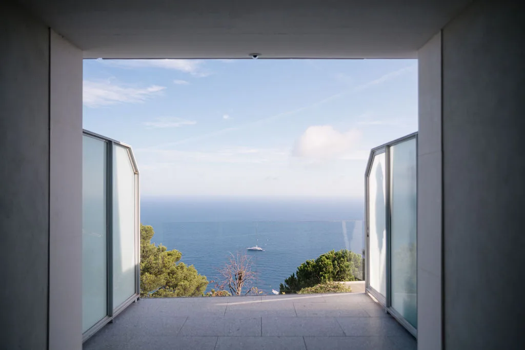 Photographie d'architecture intérieure : projet hôtelier en lumière naturelle douce
