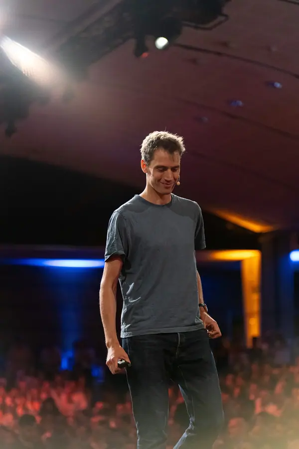 Mistral AI — AI Now Summit — photo 25 sur 26, par Jonathan Moyal