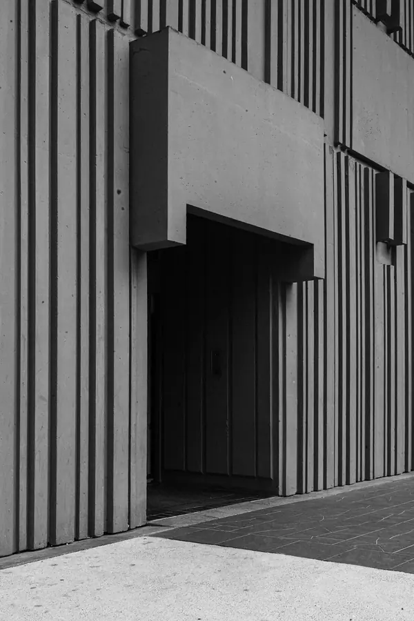 Paris brutaliste — photo 6 sur 11, par Jonathan Moyal