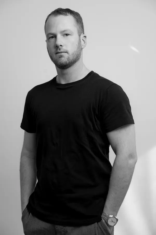 Stephen — portrait corporate — photo 3 sur 7, par Jonathan Moyal