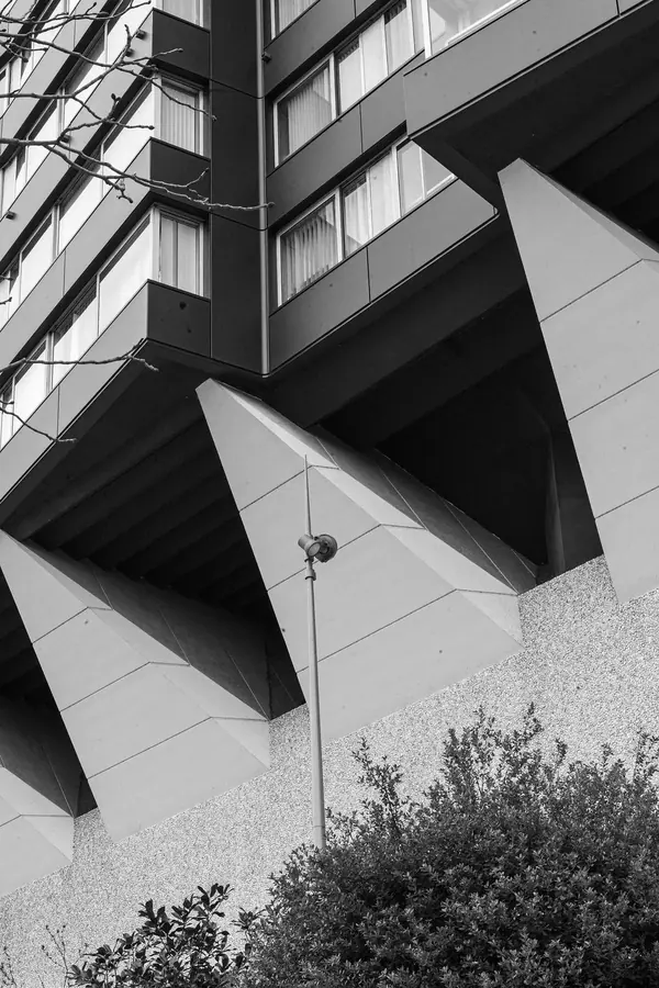 Paris brutaliste — photo 8 sur 11, par Jonathan Moyal