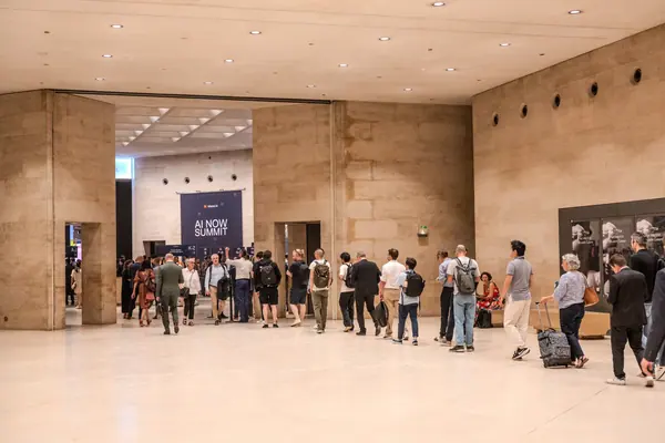 Mistral AI — AI Now Summit — photo 11 sur 26, par Jonathan Moyal