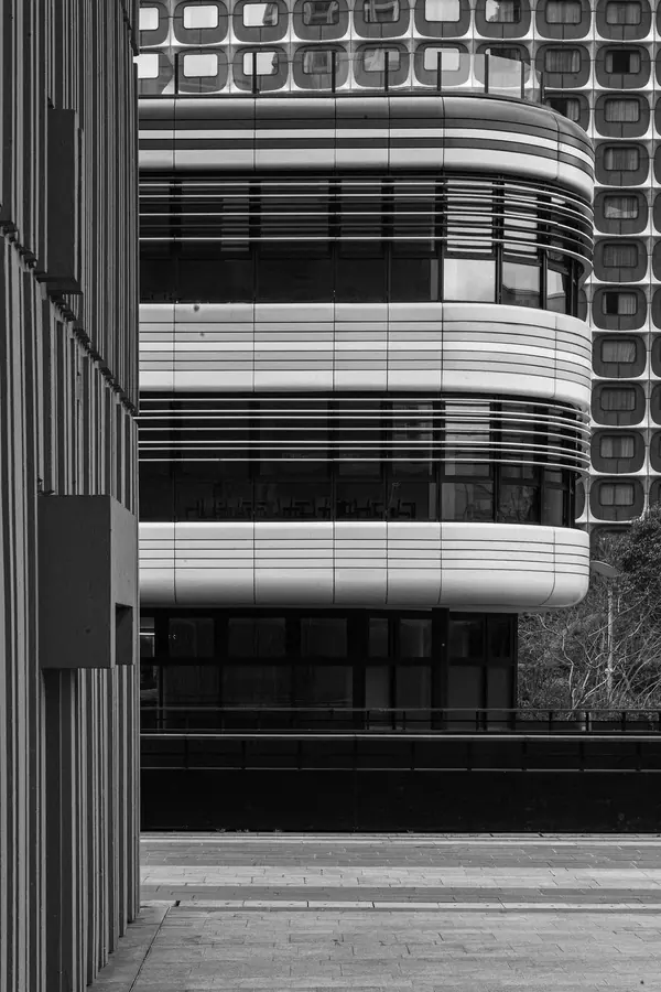 Paris brutaliste — photo 9 sur 11, par Jonathan Moyal