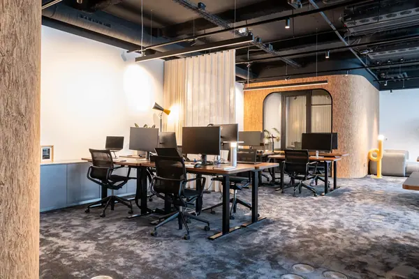 Singular — Bureaux parisiens — photo 3 sur 10, par Jonathan Moyal