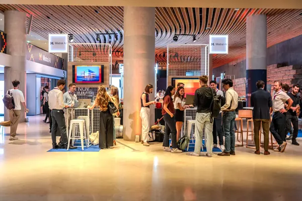 Mistral AI — AI Now Summit — photo 10 sur 26, par Jonathan Moyal