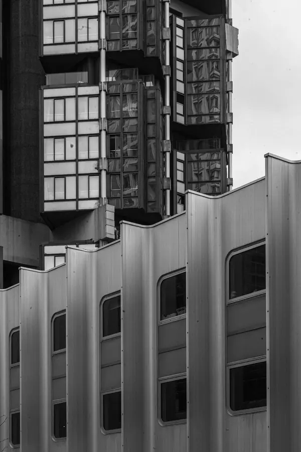 Paris brutaliste — photo 7 sur 11, par Jonathan Moyal