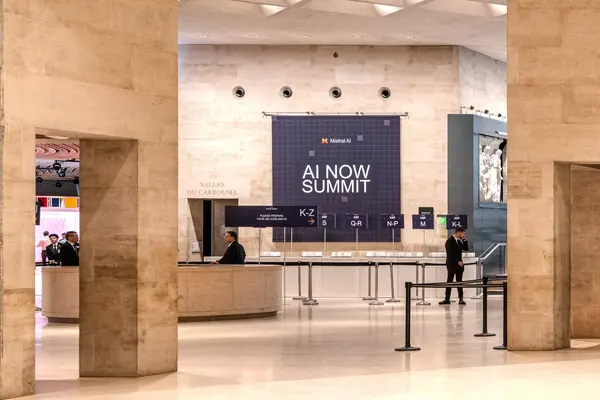 Mistral AI — AI Now Summit — photo 4 sur 26, par Jonathan Moyal