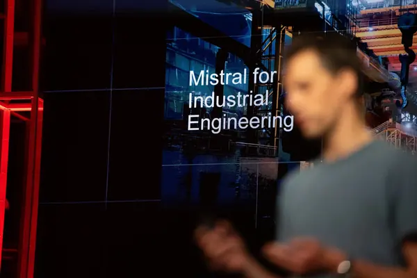 Mistral AI — AI Now Summit — photo 23 sur 26, par Jonathan Moyal